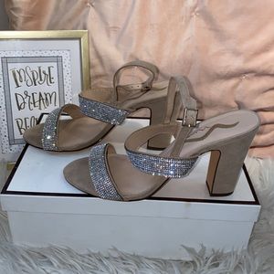 NINA Sparking rhinestone nude heels. Size:9 used in good condition